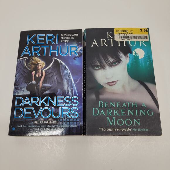 Dark Angels Complete Set Keri Arthur and Beneath A Darkening Moon 8 Book Lot - Picture 8 of 13